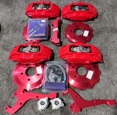 Red Aluminum Alloy Vehicle Brake Caliper  4 pots strong stopping power
