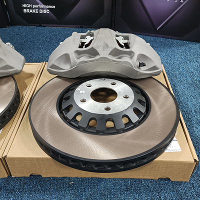 For Audi A6 C8 Brake Caliper Carbon-Ceramic Pads And Excellent Dust Resistance With Modification
